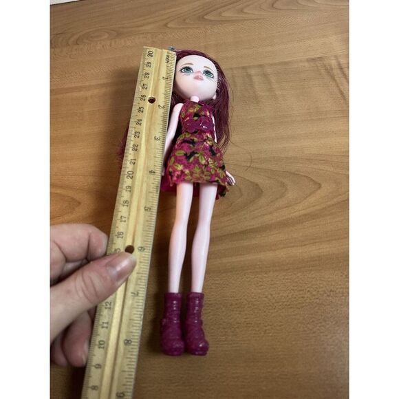 EVER AFTER HIGH DRAGON GAMES FOREST PIXIES "HARELOW" DOLL - Picture 9 of 9